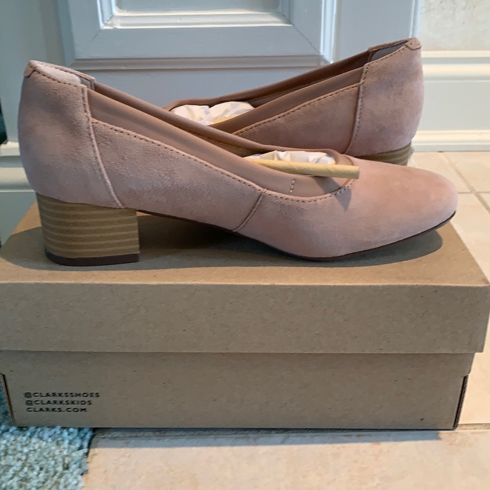 Clarks‎ Charlit Fame Pumps Nude Women's Size 6